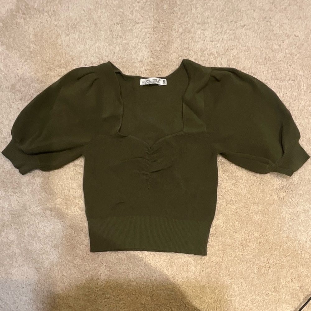 Olive Puff-Sleeve Knit Top - Brand: Unspecified